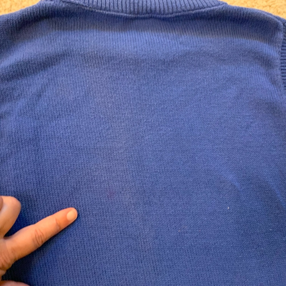 Vintage 1980s Blue sleeveless sweater vest. - Picture 6 of 6